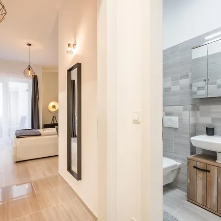 Elisabeth With Parking Appartement